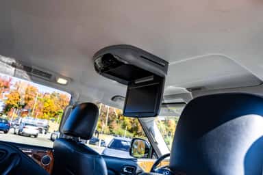 2018 INFINITI QX80 view 14