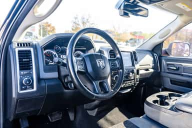 2018 RAM 1500 CREW CAB view 15