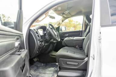 2020 RAM 1500 QUAD CAB view 12