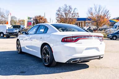 2019 DODGE CHARGER view 6