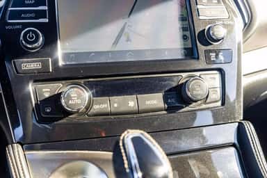 2017 NISSAN MAXIMA view 20