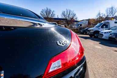 2014 INFINITI Q60 view 12