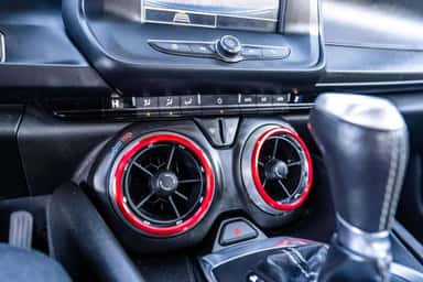 2021 CHEVROLET CAMARO view 17