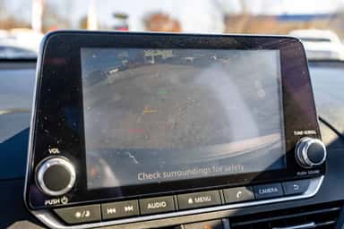 2020 NISSAN ALTIMA view 20