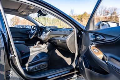 2016 CHEVROLET MALIBU view 9