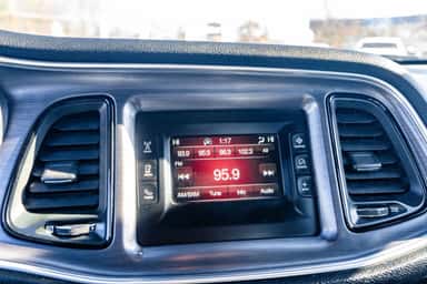 2017 DODGE CHALLENGER view 19