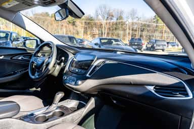 2020 CHEVROLET MALIBU view 10