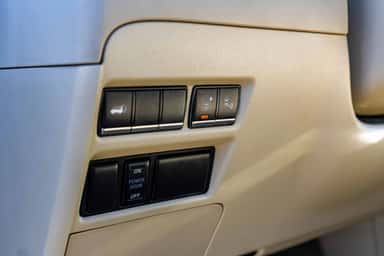 2016 INFINITI QX80 view 25