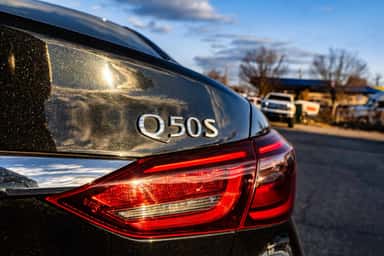 2018 INFINITI Q50 view 12