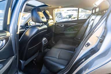 2018 INFINITI Q50 view 9