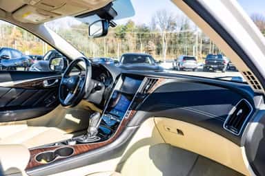 2018 INFINITI Q50 view 11