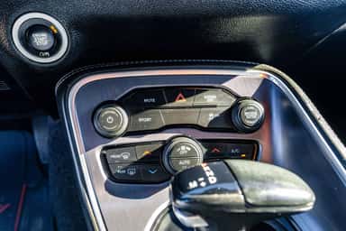 2017 DODGE CHALLENGER view 21