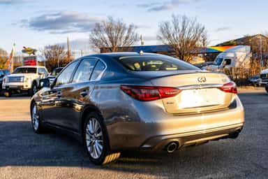 2018 INFINITI Q50 view 5
