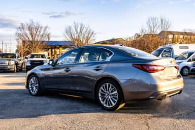 2018 INFINITI Q50 view 4