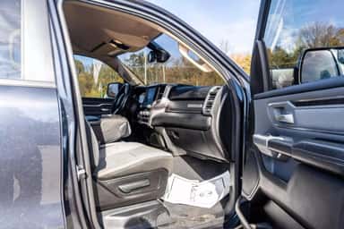 2019 RAM 1500 QUAD CAB view 7