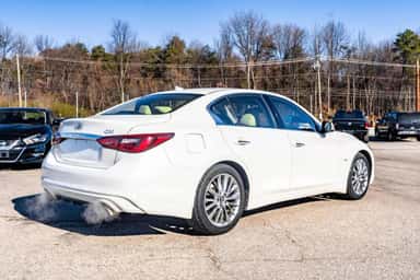 2018 INFINITI Q50 view 8