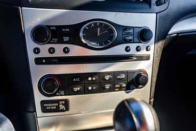 2014 INFINITI Q60 view 20