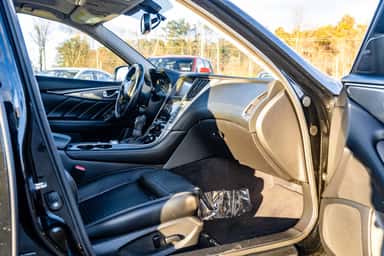 2018 INFINITI Q50 view 7