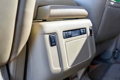 2016 INFINITI QX80 view 20