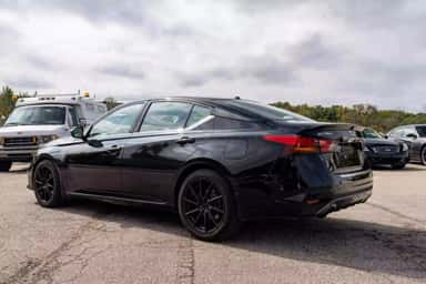 2019 NISSAN ALTIMA view 7