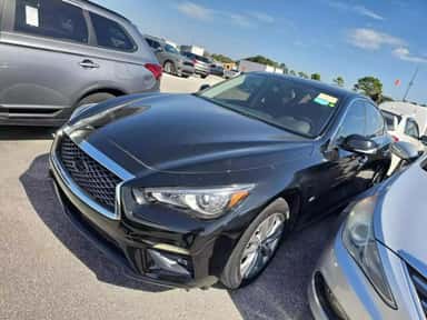 2018 INFINITI Q50 view 3