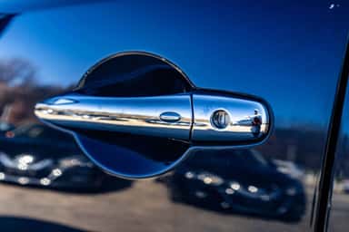 2016 INFINITI QX80 view 21