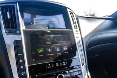 2017 INFINITI Q60 view 25