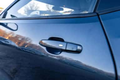 2021 CHEVROLET CAMARO view 11