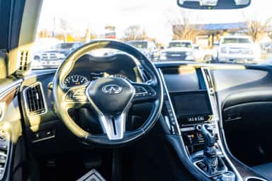 2018 INFINITI Q50 view 11