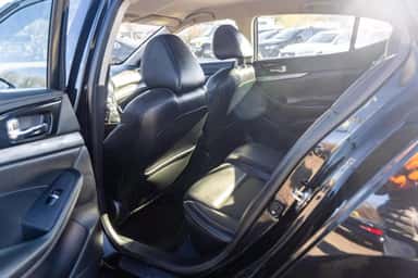 2017 NISSAN MAXIMA view 11