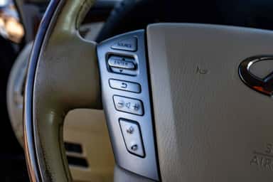 2016 INFINITI QX80 view 26