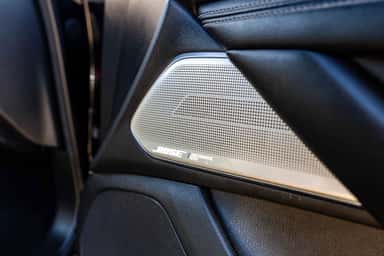 2017 INFINITI Q60 view 12