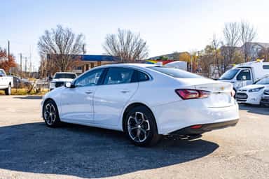 2020 CHEVROLET MALIBU view 4