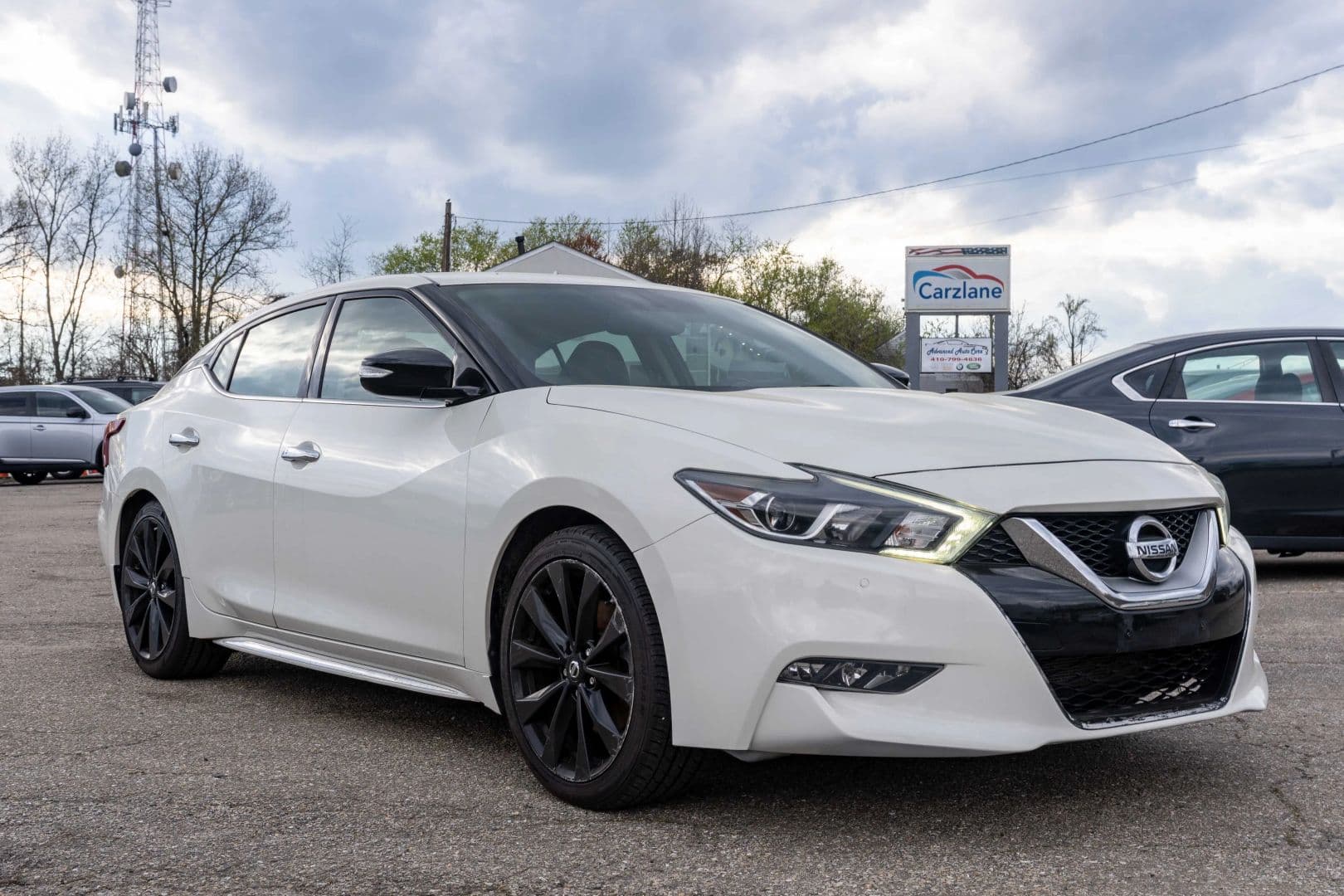 2017 NISSAN MAXIMA