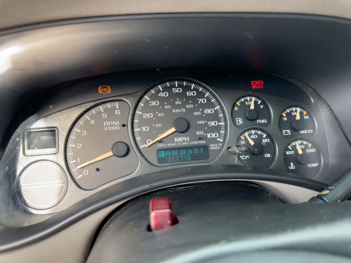 2002 CHEVROLET TAHOE