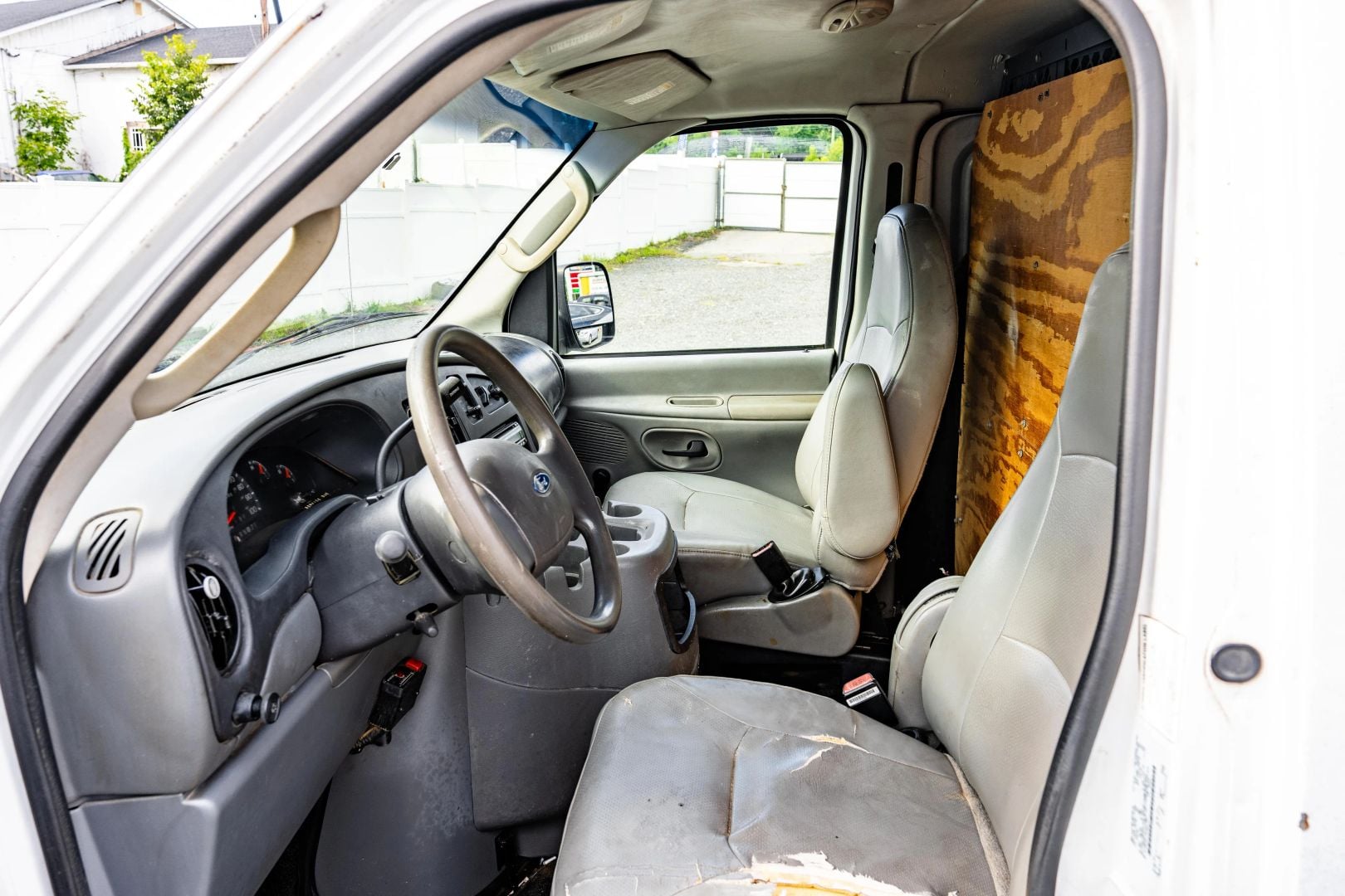 2003 FORD E350 SUPER DUTY CARGO