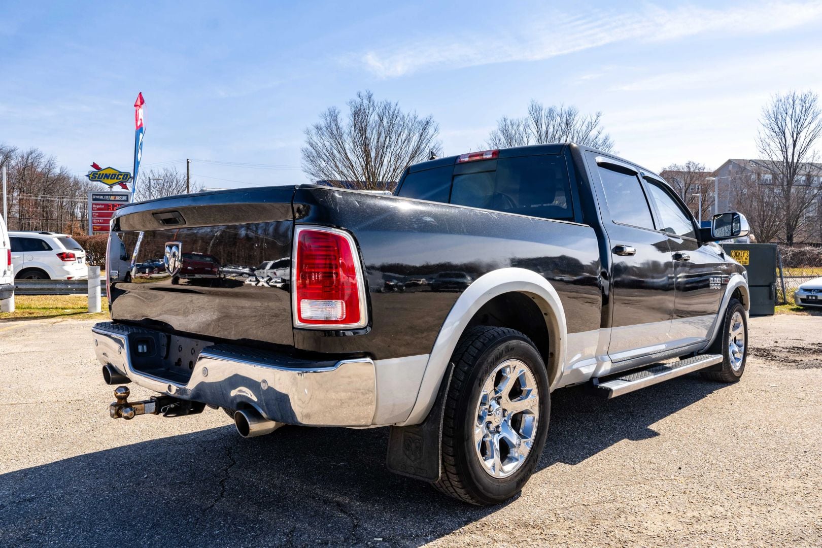 2014 RAM 1500 CREW CAB