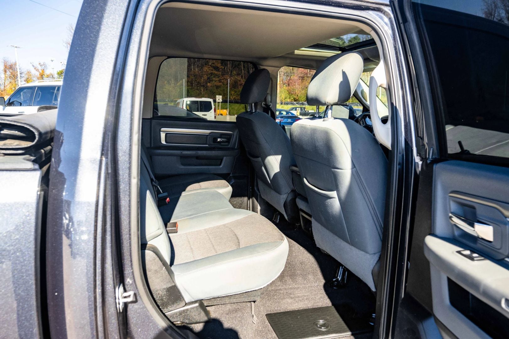 2018 RAM 1500 CREW CAB