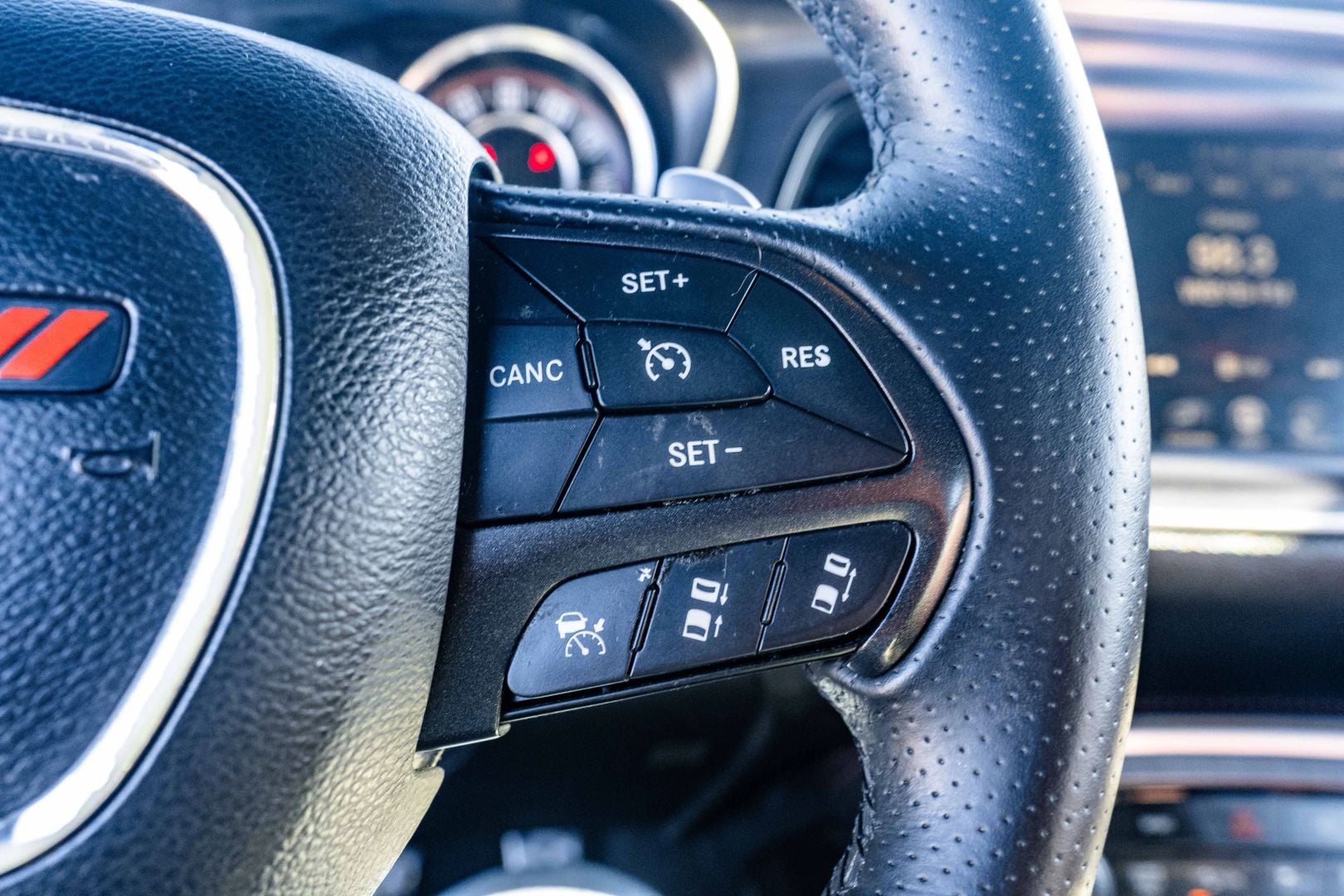 2015 DODGE CHALLENGER